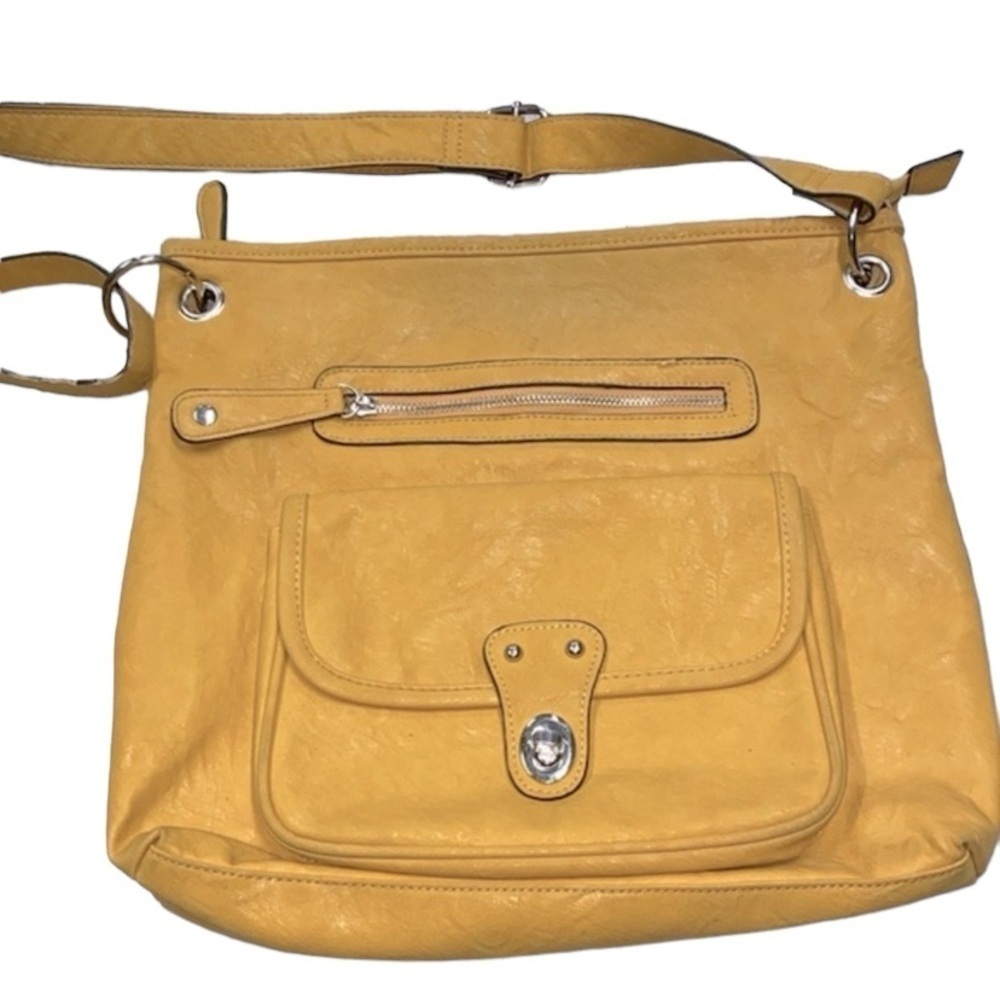 Bueno faux leather bag mustard color